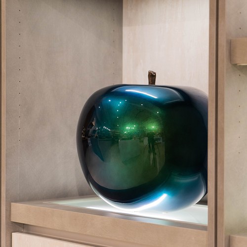 德國BULL＆STEIN 北極光色陶瓷釉光蘋果雕塑 (直徑39公分)