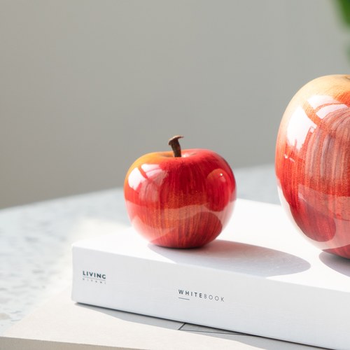 德國BULL＆STEIN 擬真陶瓷釉光蘋果雕塑 (室內、直徑5.5公分)