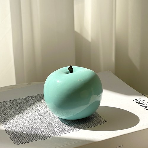 德國BULL＆STEIN 天水碧色陶瓷釉光蘋果雕塑 (室內、直徑5.5公分)