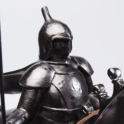 德國KARE 闇夜騎士雕塑擺飾