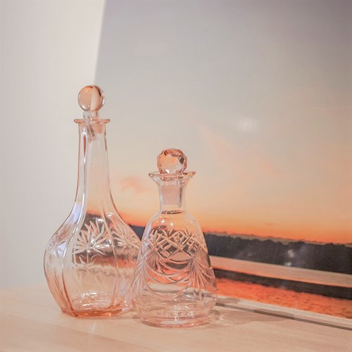 丹麥Nordal 手工切割透彩玻璃醒酒器 (大、玫瑰粉)