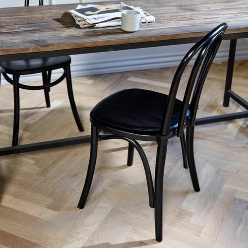 丹麥Nordal 懷舊簍空木作餐椅 (黑)