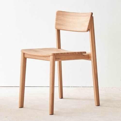 丹麥Sketch Poise典藏實木可堆疊單椅(橡木)