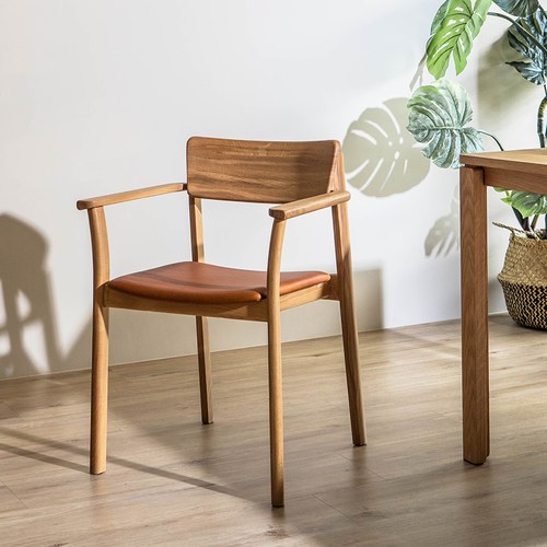 丹麥Sketch Poise典藏實木扶手椅(橡木/皮革椅墊)