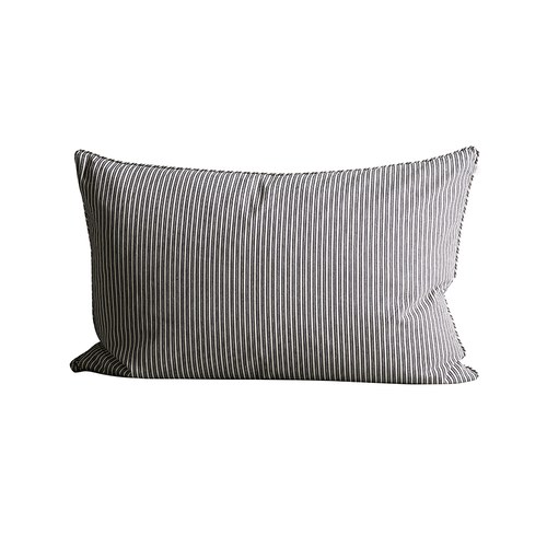 丹麥tineKhome 風格線條長形靠枕 (黑白、長75公分)