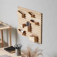 丹麥WOUD INPUT多格木製口袋壁掛置物架