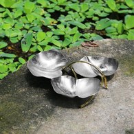美國MichaelAram 花園百合三葉造型餐碟