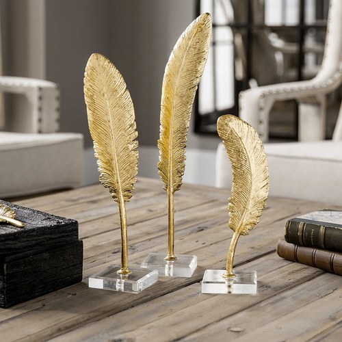 美國 Uttermost 金羽毛壓克力紙鎮擺飾 (高41公分)