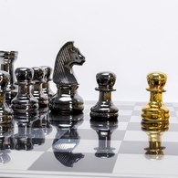 德國KARE 奢迷西洋棋擺飾 (60x60公分)