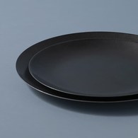 日本Aoyoshi 燭光之夜圓形餐盤 (黑、21公分)
