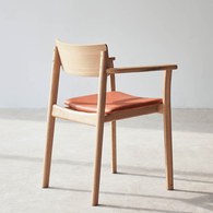 丹麥Sketch Poise典藏實木扶手椅(橡木/皮革椅墊)