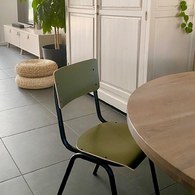 荷蘭Zuiver 返校休閒可堆疊單椅(橄欖綠)